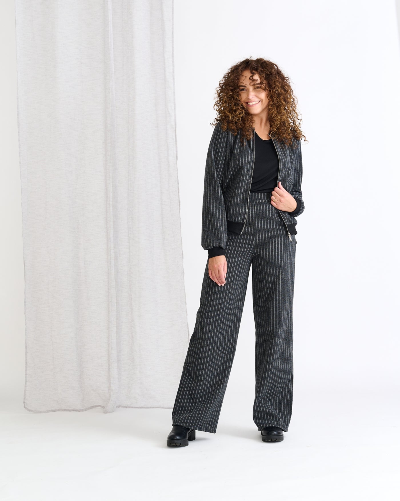 Bentha - Pinstripe | Zwart