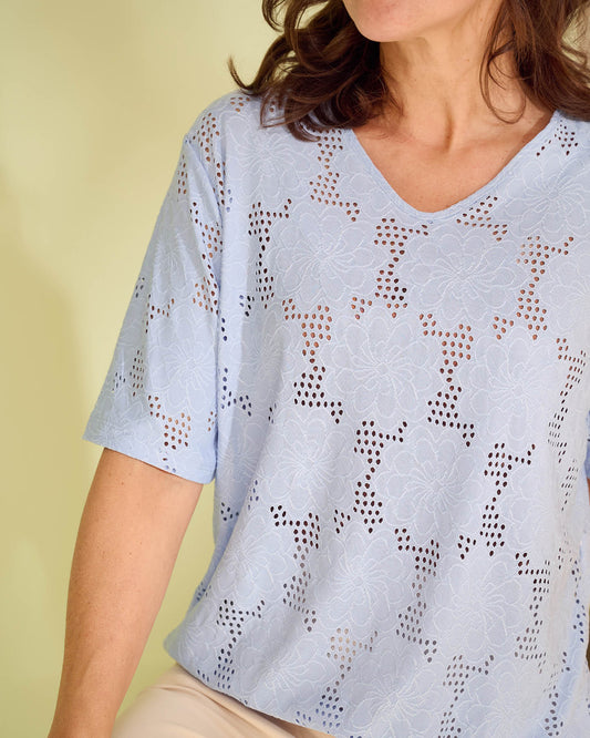 top vivi broderie bloem licht blauw