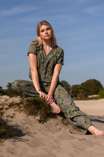 Ellie - Paisley Flame | Zwart