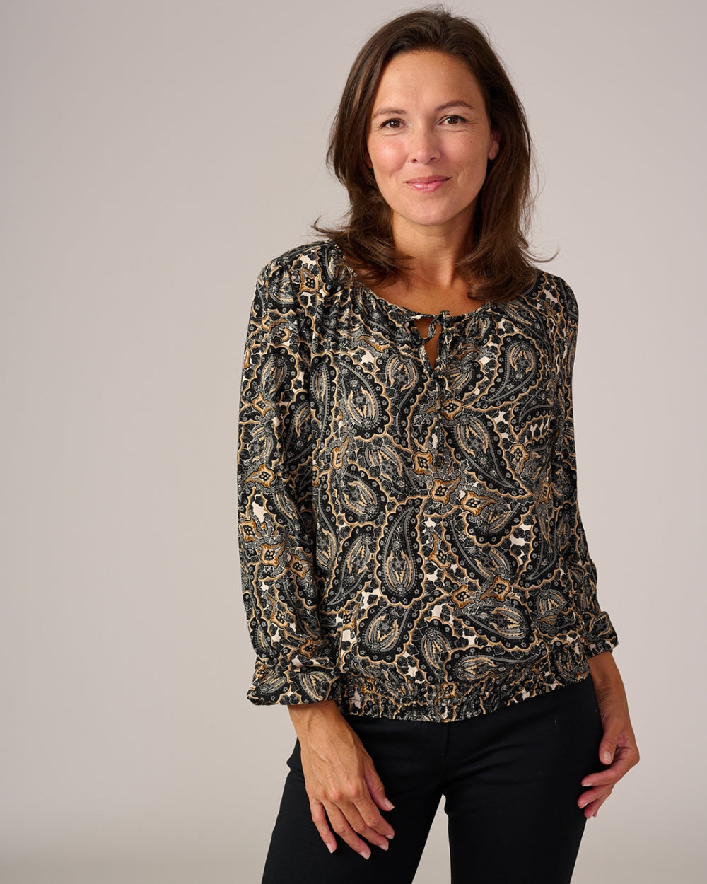 Vickey - Paisley | Zwart