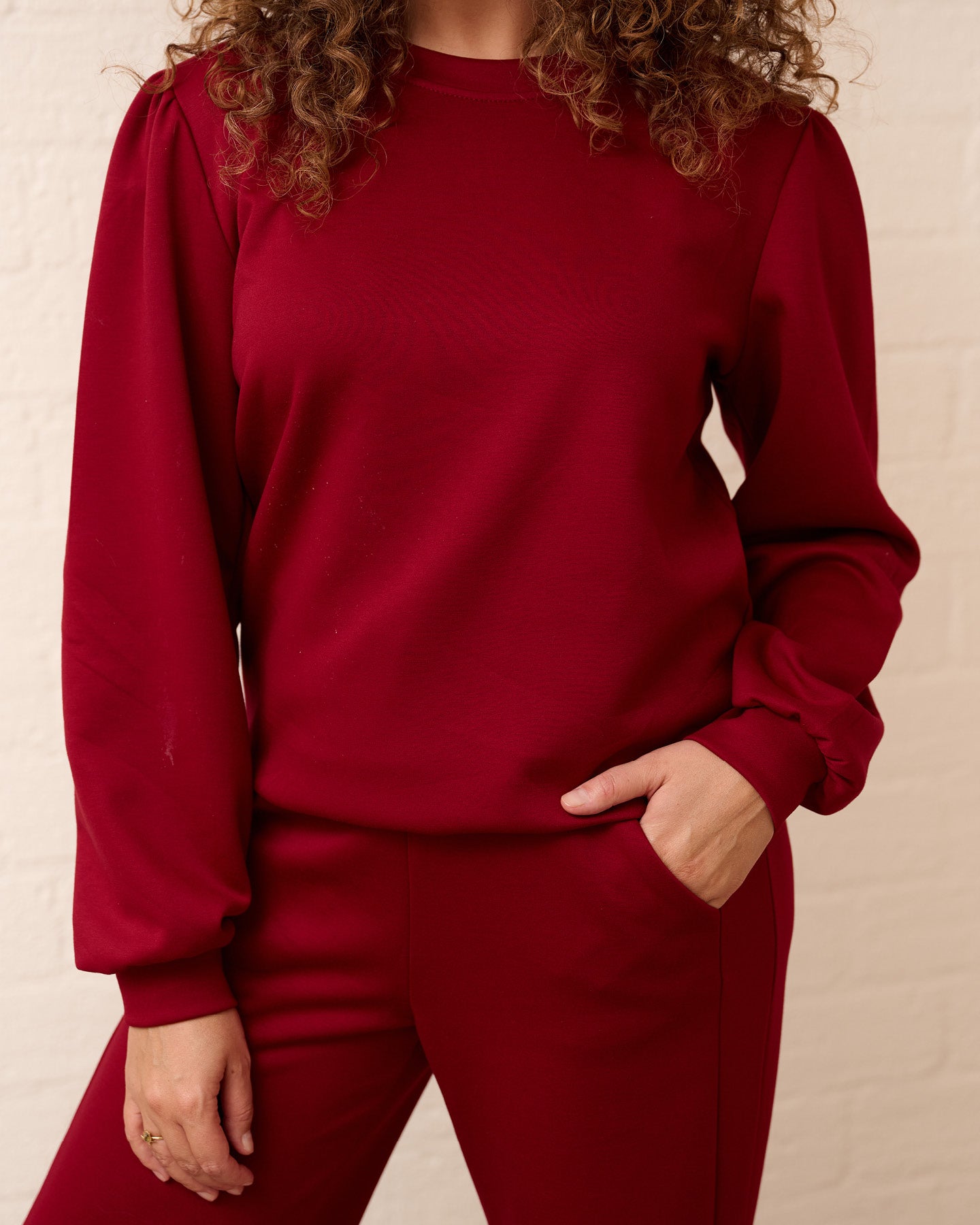 Trui Jet met pofmouwen in Rood.
