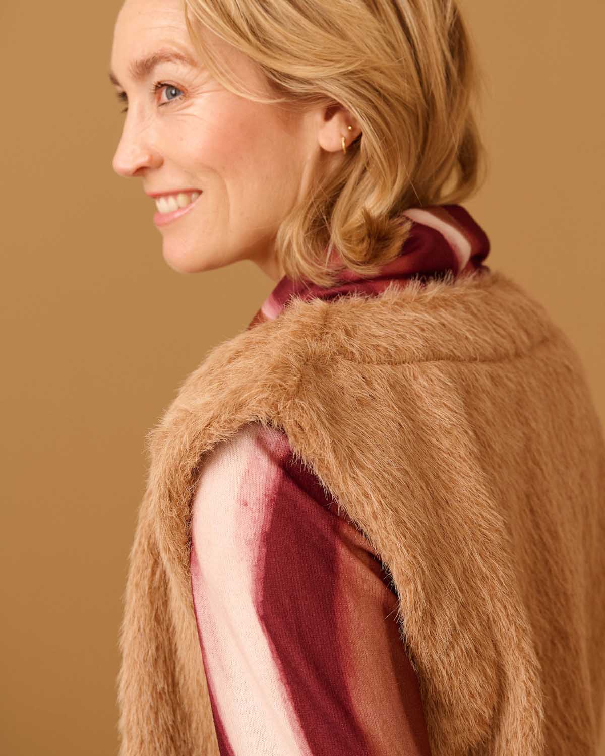 Gilet - Margriet Beaver | Camel Gilets