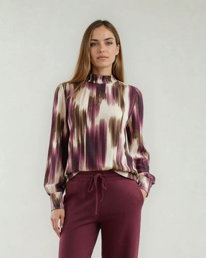 Top - Adina Lines faded-FB | Beaujolais