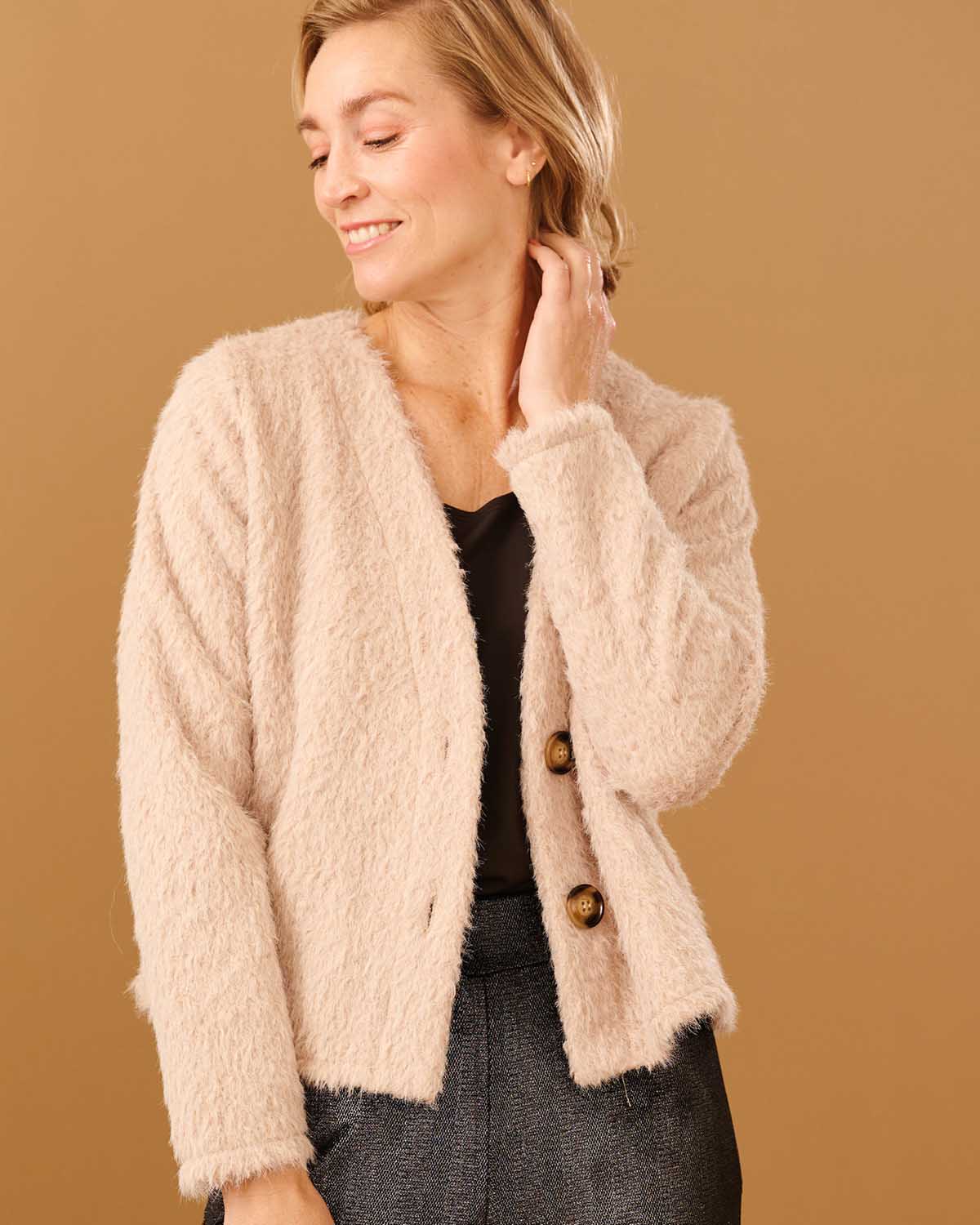 Vest - Reina Beaver | Beige Vesten & Truien