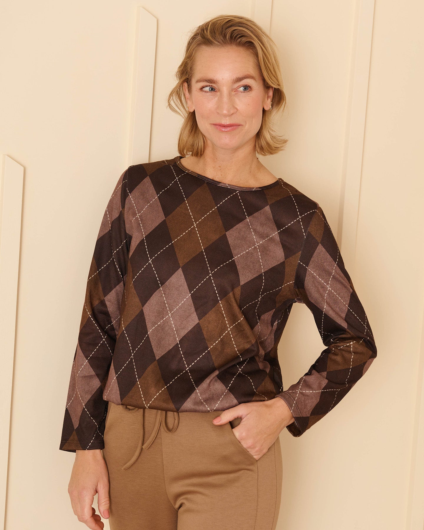 Top - Sisi Ruit-FB | Bruin