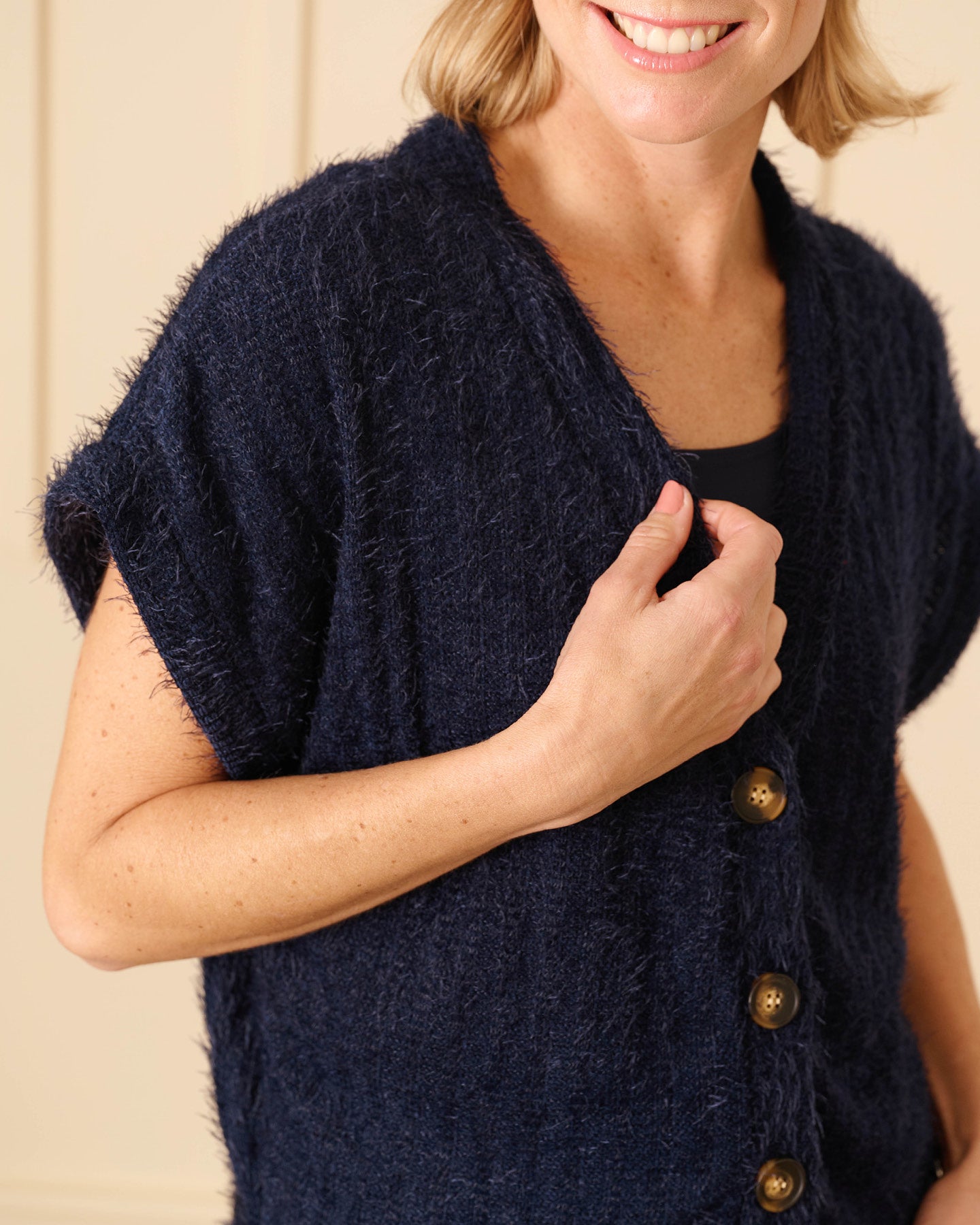 Vest - Scarlet Fluffy | Navy