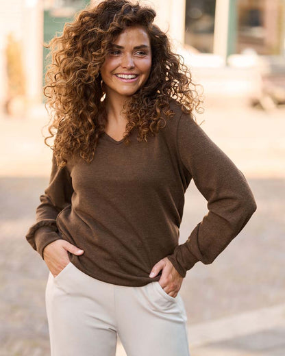 Top - Bella Uni | Bruin