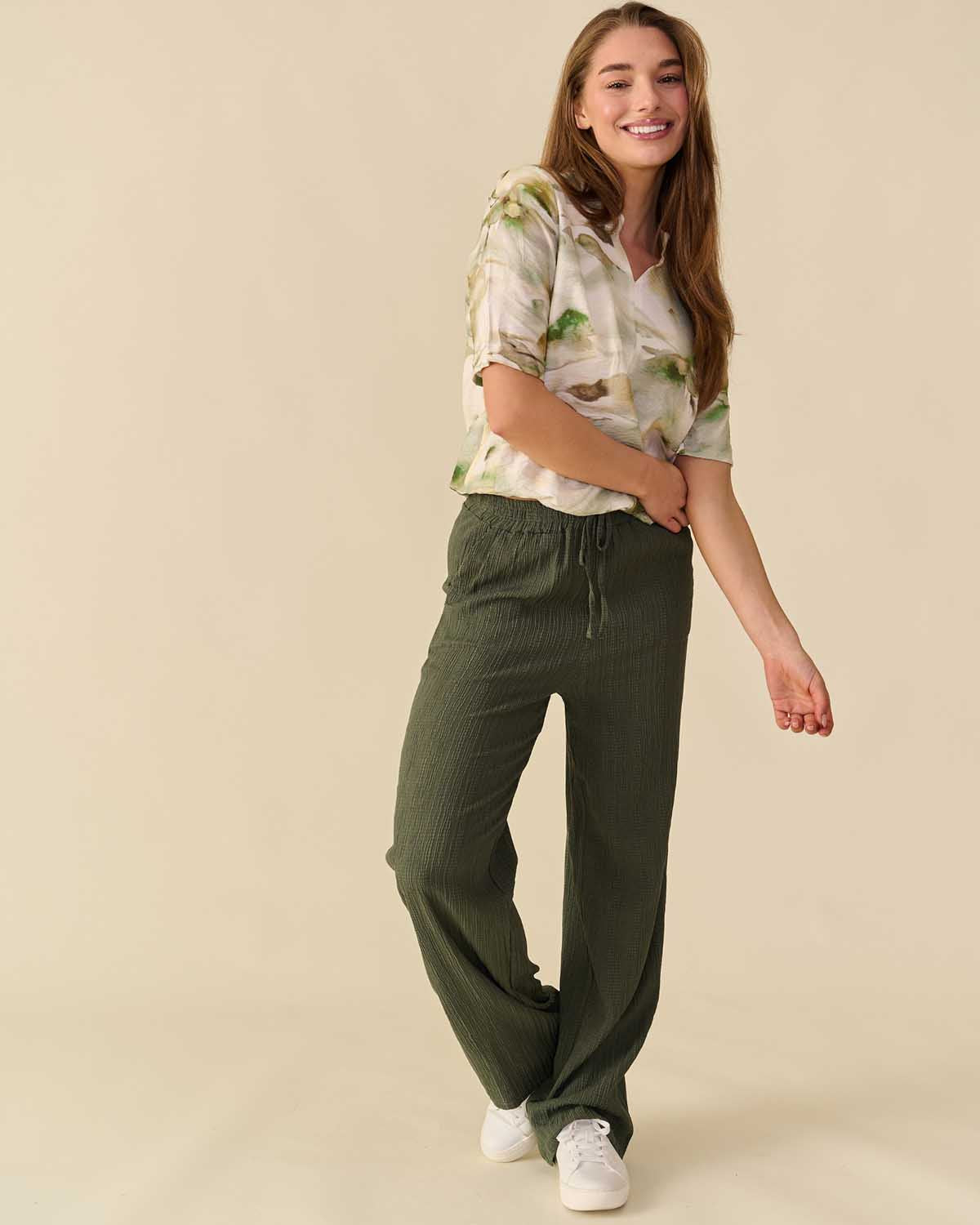 Blouson Doortje in army met bloemen dessin