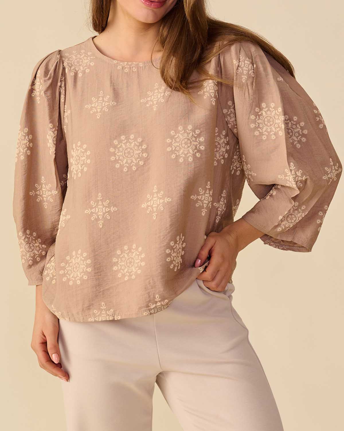 Top Hester in Camel met grafisch dessin