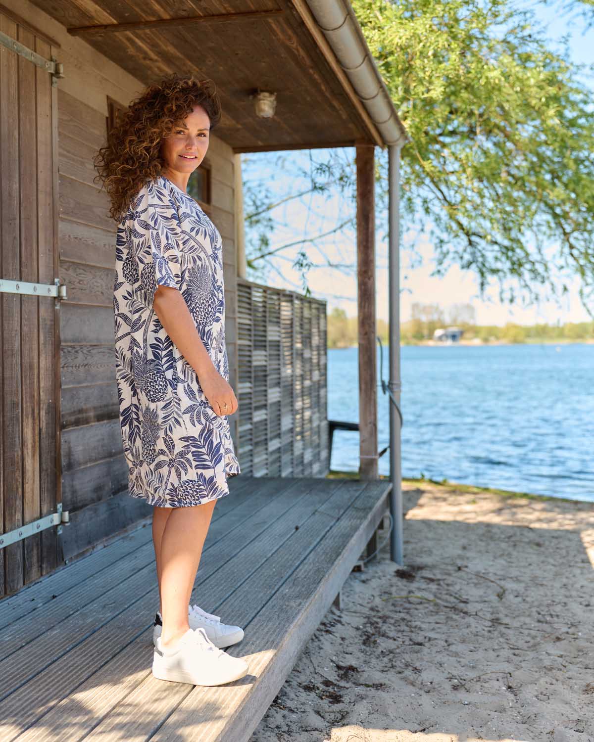Zomerjurk Linde navy tropisch fruit dessin