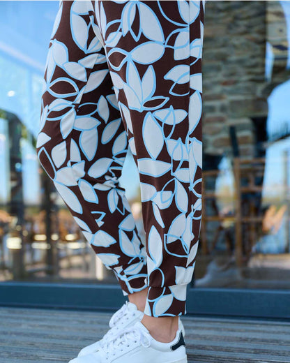 Travel broek Lira bruin bloemen dessin