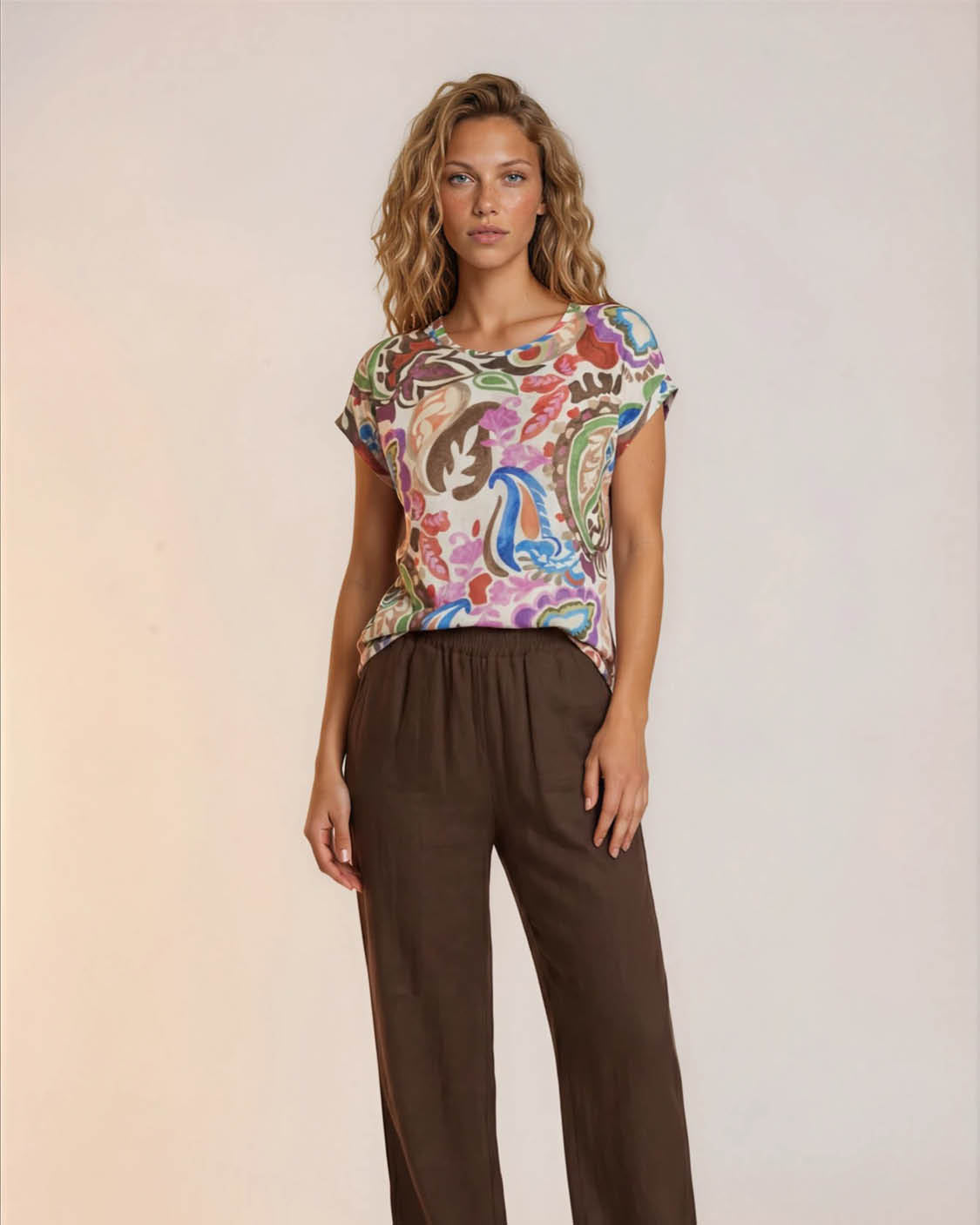 Top Tienus kleurrijk paisley dessin